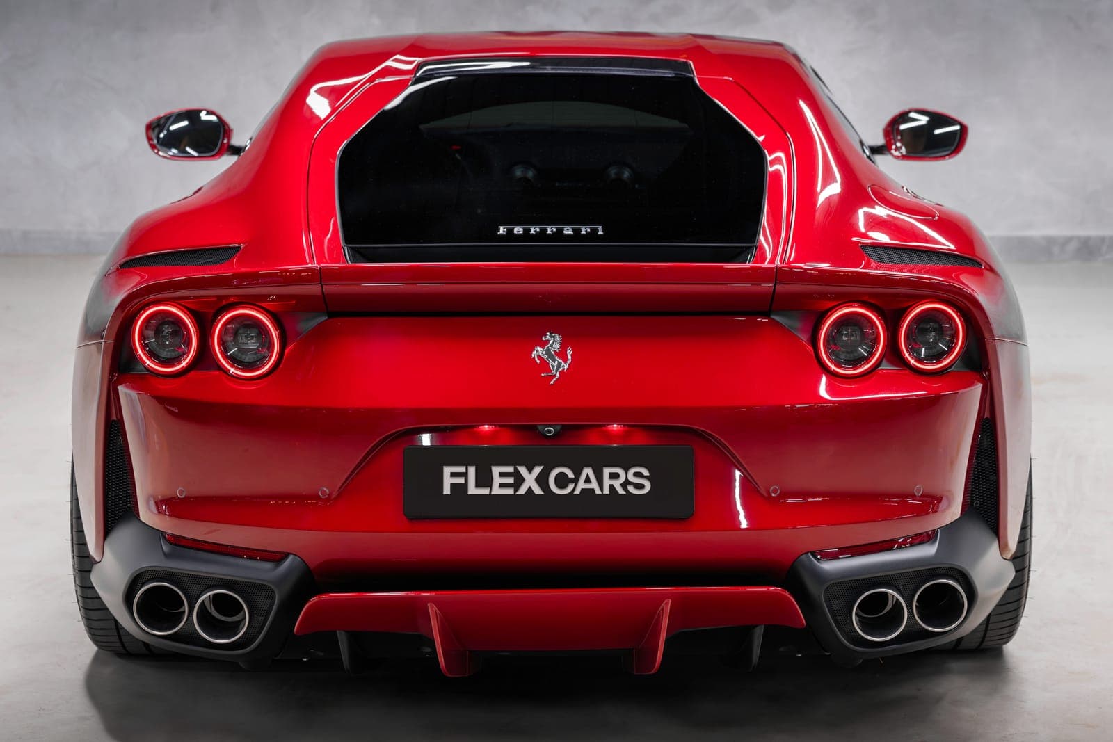 Ferrari 812 Superfast — задняя часть